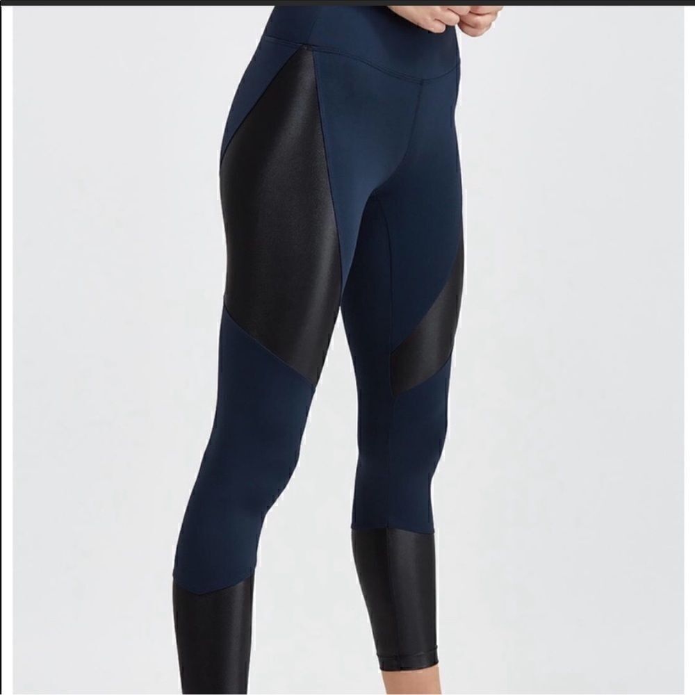 Koral Forge Mid rise leggings